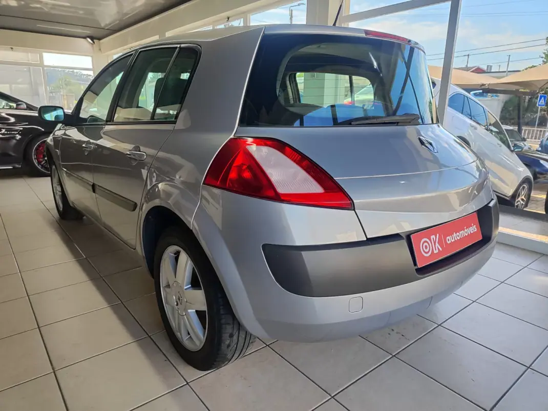 Renault Mégane 2005 - 2950 EUR, 278000 km - 278000km - foto 7 de 32