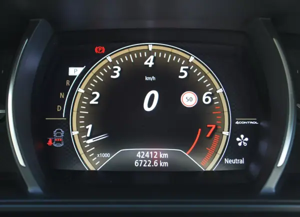 Renault Mégane 2019 - 43990 EUR, 42000 km - AUTO.MOTO.pt - 42000km - foto 40 de 41