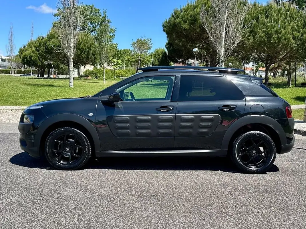 Citroën C4 Cactus 2018 - 9870 EUR, 89500 km - AUTO.MOTO.pt - 89500km - foto 5 de 47