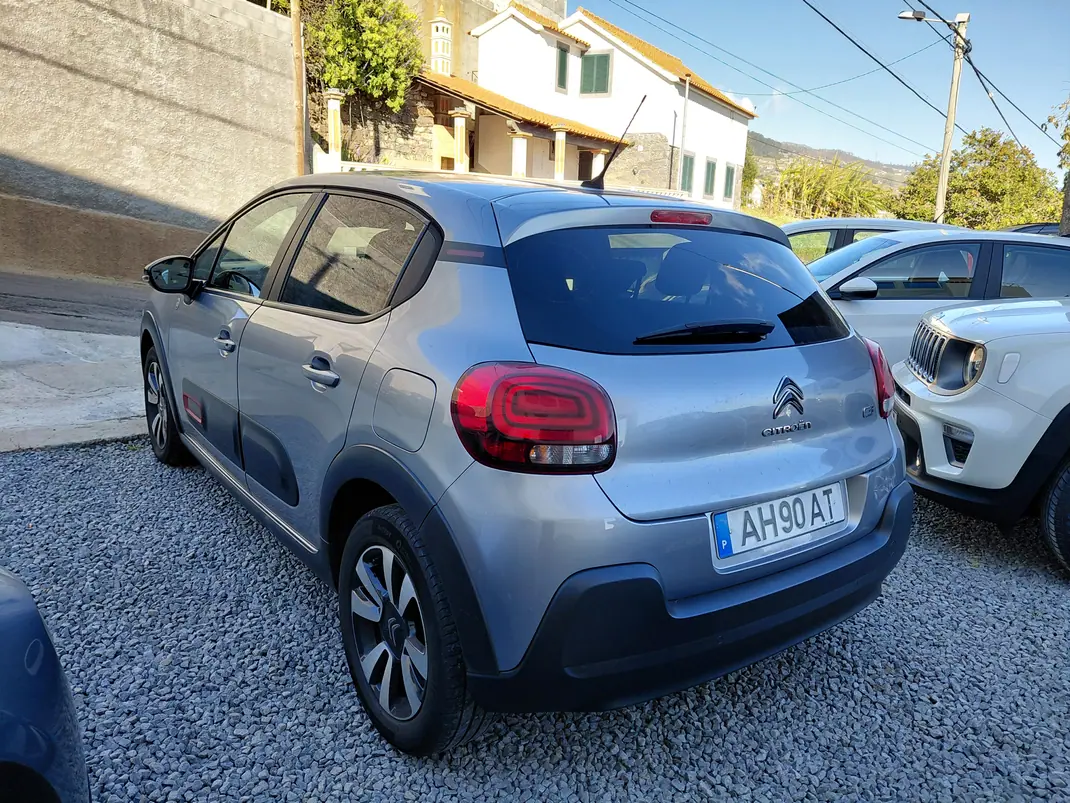 Citroën C3 2021 - 13500 EUR, 130000 km - AUTO.MOTO.pt - 130000km - foto 3 de 14
