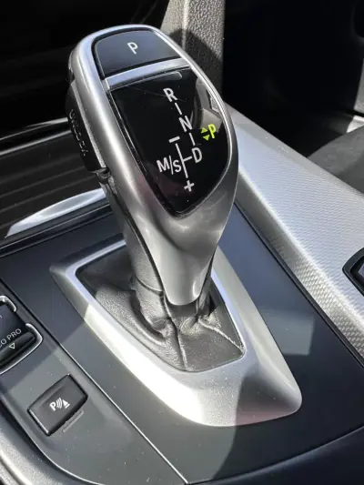 BMW 420 Gran Coupé 2015 - 19500 EUR, 230000 km - AUTO.MOTO.pt - 230000km - foto 36 de 54