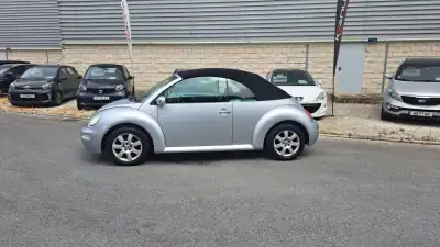 Volkswagen New Beetle Cabriolet 2004 - 9890 EUR, 127830 km - AUTO.MOTO.pt - 127830km - foto 34 de 48
