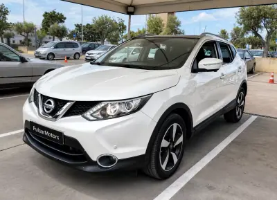 Nissan Qashqai 2015 - 14890 EUR, 141989 km - AUTO.MOTO.pt - 141989km - foto 3 de 12