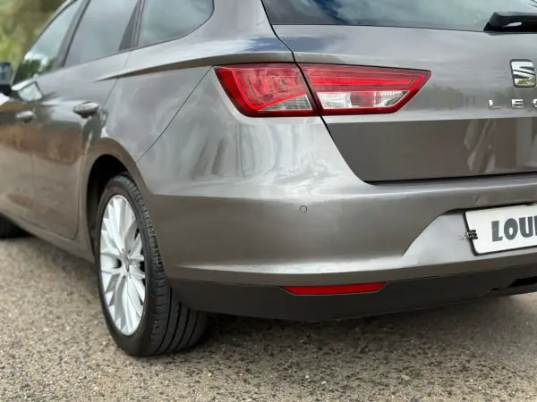 SEAT Leon ST 2016 - 15500 EUR, 175000 km - AUTO.MOTO.pt - 175000km - foto 38 de 53