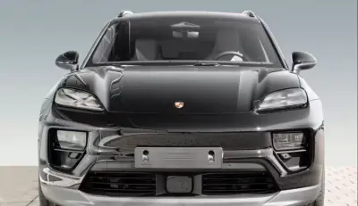 Porsche Macan 2025 - 77100 EUR, 10900 km - AUTO.MOTO.pt - 10900km - foto 5 de 18