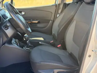Renault Captur 2016 - 12250 EUR, 79550 km - 79550km - foto 9 de 24