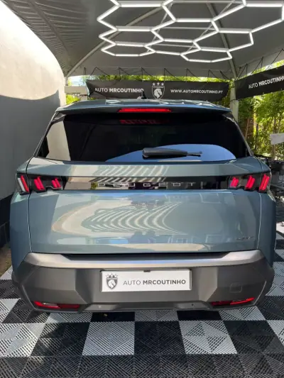Peugeot 5008 2025 - 31500 EUR, 28300 km - AUTO.MOTO.pt - 28300km - foto 4 de 17