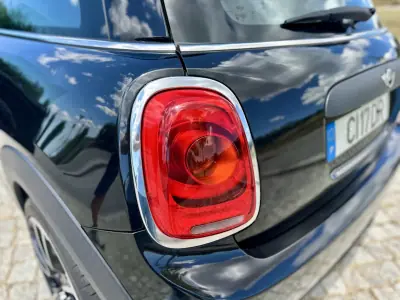 MINI 3 Portas 2017 - 14990 EUR, 95000 km - AUTO.MOTO.pt - 95000km - foto 12 de 32