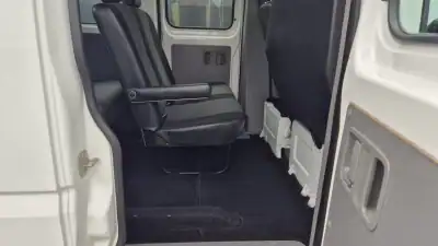 VW Crafter 35 2.0 TDi 136 CT Longa BlueMotion 2015 - 19900 EUR, 193603 km - AUTO.MOTO.pt - 193603km - foto 13 de 18