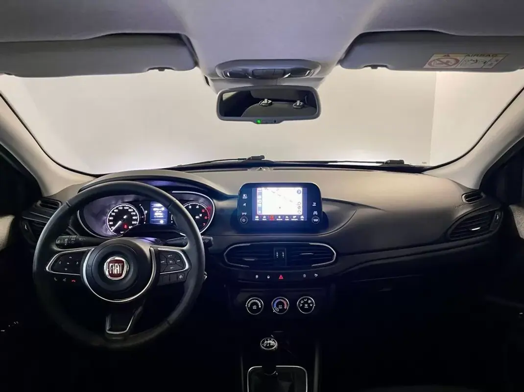 Fiat Tipo Station Wagon 2022 - 13950 EUR, 79000 km - AUTO.MOTO.pt - 79000km - foto 2 de 30