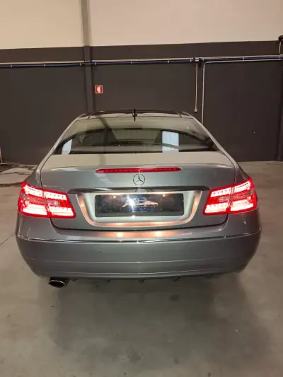 Mercedes-Benz E 250 2009 - 14790 EUR, 201614 km - 201614km - foto 3 de 15