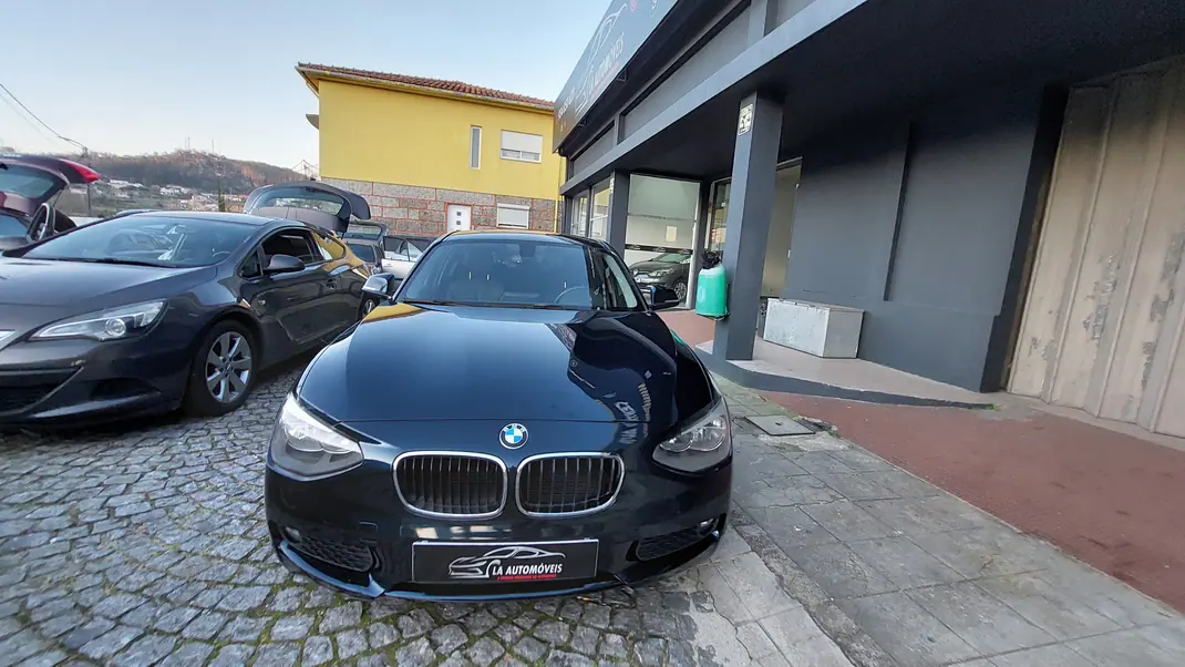 BMW 116 2013 - 8500 EUR, 239000 km - AUTO.MOTO.pt - 239000km - foto 1 de 15