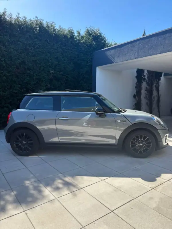MINI Cooper 2016 - 13900 EUR, 160000 km - AUTO.MOTO.pt - 160000km - foto 5 de 24