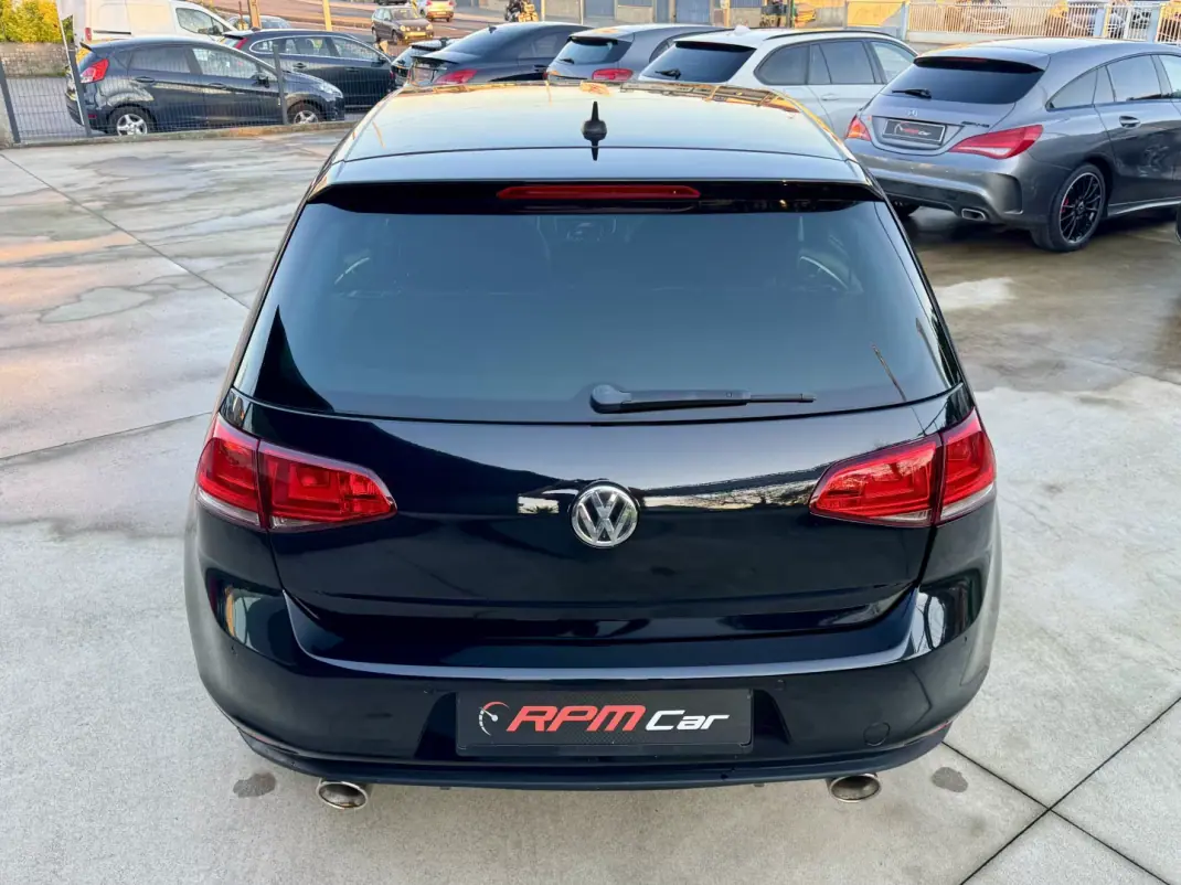 Volkswagen Golf 2015 - 15999 EUR, 180000 km - AUTO.MOTO.pt - 180000km - foto 14 de 24