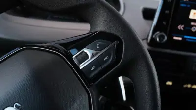 Peugeot Partner L2 caixa automática 130cv 2019 - 17900 EUR, 163000 km - AUTO.MOTO.pt - 163000km - foto 17 de 30