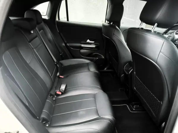 Mercedes-Benz EQA 2021 - 29950 EUR, 51000 km - AUTO.MOTO.pt - 51000km - foto 14 de 30