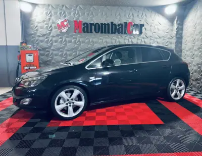 Opel Astra 2010 - 247140km