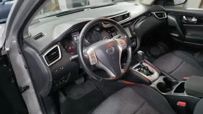 Nissan Qashqai 2015 - 17990 EUR, 157000 km - AUTO.MOTO.pt - 157000km - foto 5 de 24