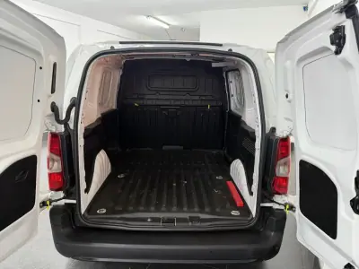 Opel COMBO 2019 - 12990 EUR, 104000 km - 104000km - foto 20 de 27