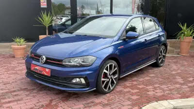Volkswagen Polo 2019 - 22990 EUR, 130000 km - AUTO.MOTO.pt - 130000km - foto 31 de 32
