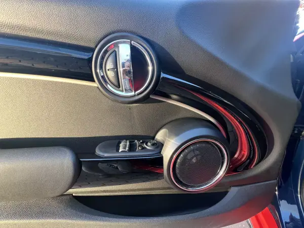 MINI John Cooper Works 2017 - 24965 EUR, 126000 km - AUTO.MOTO.pt - 126000km - foto 27 de 61