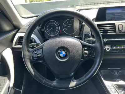 BMW 116 2013 - 9900 EUR, 238000 km - AUTO.MOTO.pt - 238000km - foto 31 de 66