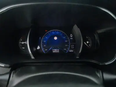 Renault Mégane 2018 - 15990 EUR, 117000 km - AUTO.MOTO.pt - 117000km - foto 26 de 48