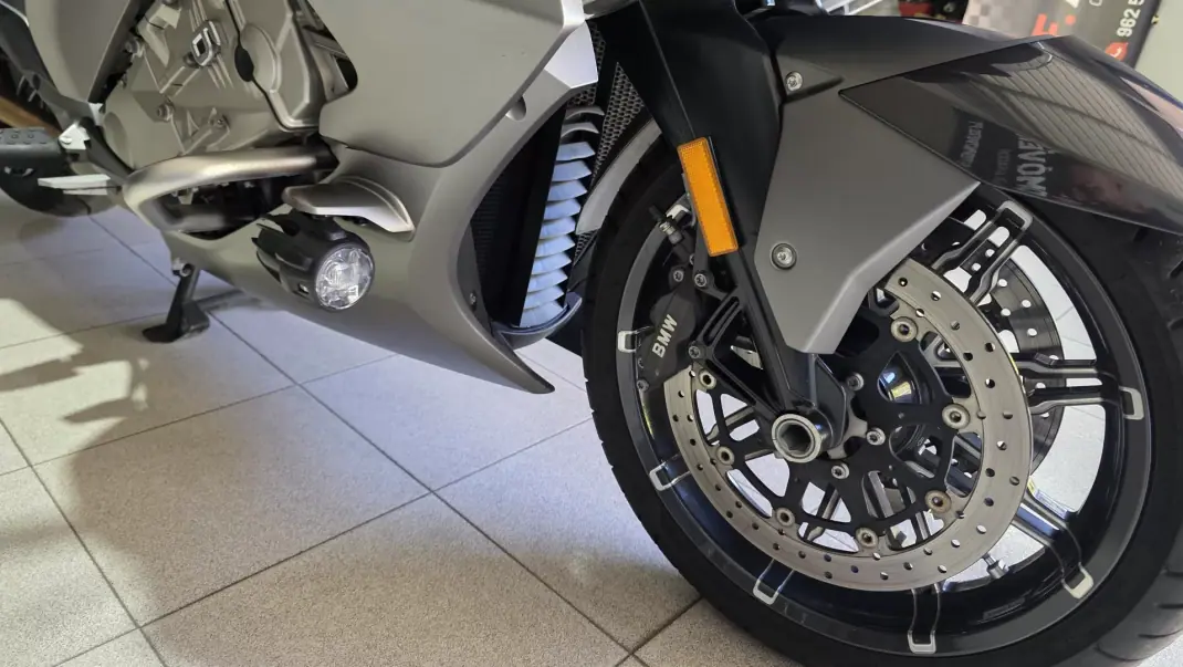 BMW K 1600 GTL 2018 - 18900 EUR, 38776 km - AUTO.MOTO.pt - 38776km - foto 11 de 31