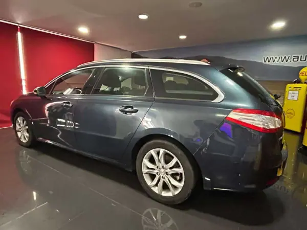 Peugeot 508 2014 - 10500 EUR, 219000 km - AUTO.MOTO.pt - 219000km - foto 5 de 15