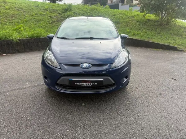 Ford Fiesta 2009 - 4950 EUR, 171000 km - AUTO.MOTO.pt - 171000km - foto 2 de 24