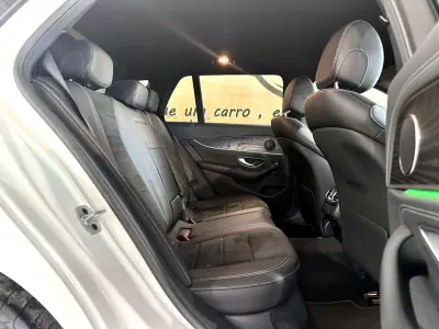Mercedes-Benz E 300 2022 - 38900 EUR, 155105 km - AUTO.MOTO.pt - 155105km - foto 18 de 37