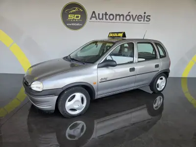 Opel Corsa 1997 - 1300 EUR, 125000 km - AUTO.MOTO.pt - 125000km - foto 1 de 9