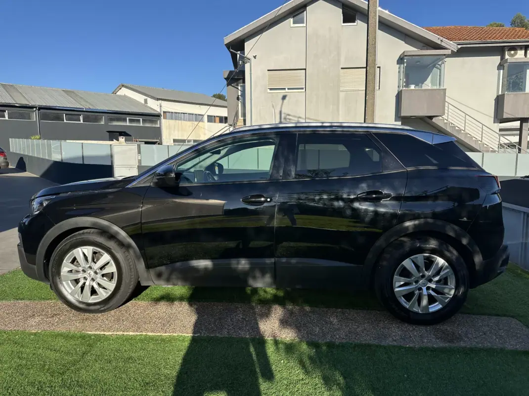 Peugeot 3008 2019 - 14900 EUR, 190000 km - 190000km - foto 18 de 64