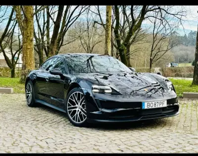 Porsche Taycan 2021 - 156280km