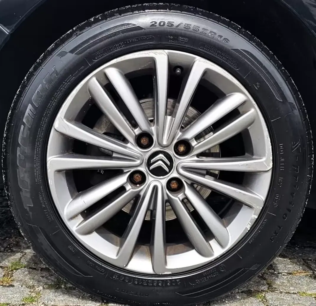 Citroën C4 2011 - 6500 EUR, 290000 km - AUTO.MOTO.pt - 290000km - foto 18 de 20
