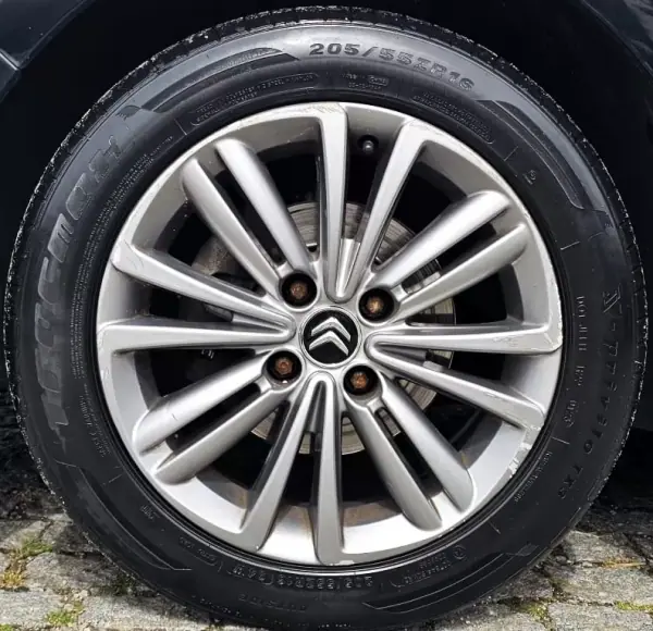 Citroën C4 2011 - 6500 EUR, 290000 km - AUTO.MOTO.pt - 290000km - foto 18 de 20