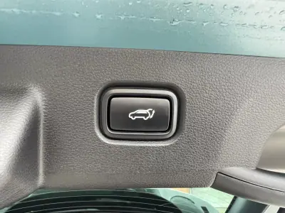 Kia Sportage 2025 - 41000 EUR, 10800 km - AUTO.MOTO.pt - 10800km - foto 10 de 21