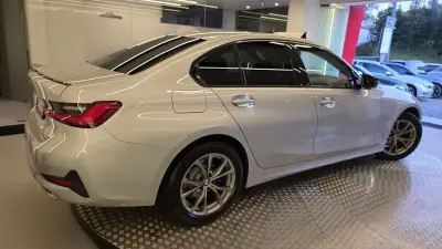 BMW 318 2020 - 21500 EUR, 264805 km - AUTO.MOTO.pt - 264805km - foto 20 de 62