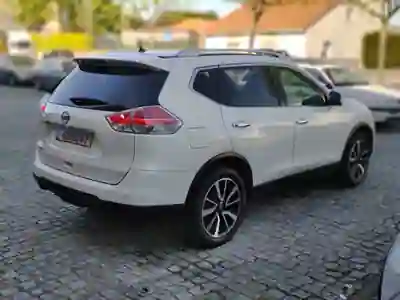 Nissan X-Trail 2016 - 13900 EUR, 207000 km - AUTO.MOTO.pt - 207000km - foto 8 de 15