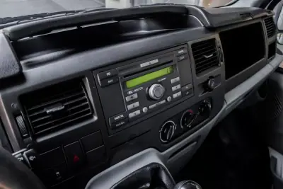 Ford Transit Custom L1 2.0 TDCI H1 2008 - 17900 EUR, 153460 km - AUTO.MOTO.pt - 153460km - foto 18 de 27