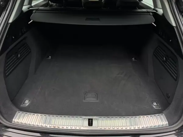Audi e-tron 2020 - 30500 EUR, 90120 km - AUTO.MOTO.pt - 90120km - foto 15 de 15