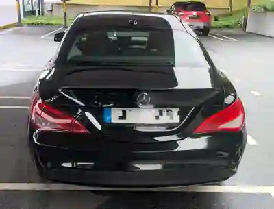 Mercedes-Benz C 180 2017 - 19900 EUR, 191000 km - AUTO.MOTO.pt - 191000km - foto 3 de 12
