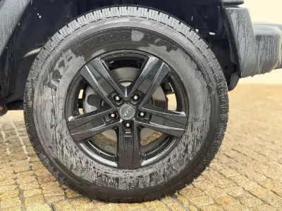 Jeep Wrangler Unlimited 2019 - 54000 EUR, 172045 km - AUTO.MOTO.pt - 172045km - foto 10 de 16