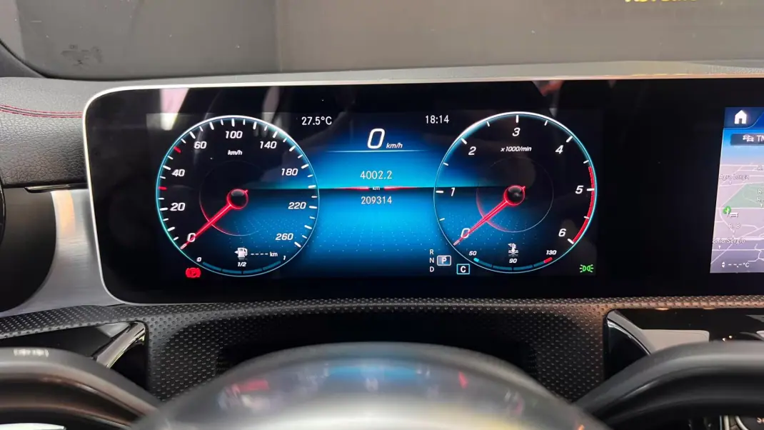 Mercedes-Benz CLA 180 2020 - 24000 EUR, 209314 km - 209314km - foto 47 de 55