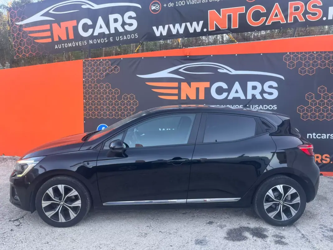Renault Clio 2023 - 15900 EUR, 93754 km - 93754km - foto 3 de 7