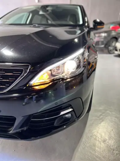 Peugeot 308 SW 2018 - 11500 EUR, 155853 km - AUTO.MOTO.pt - 155853km - foto 38 de 38