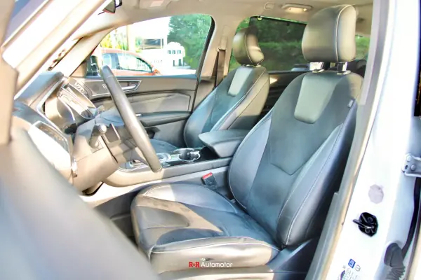 Ford S-Max 2016 - 28900 EUR, 137000 km - AUTO.MOTO.pt - 137000km - foto 12 de 35