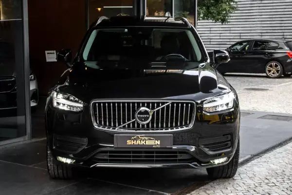 Volvo XC 90 2021 - 37990 EUR, 110263 km - AUTO.MOTO.pt - 110263km - foto 7 de 44
