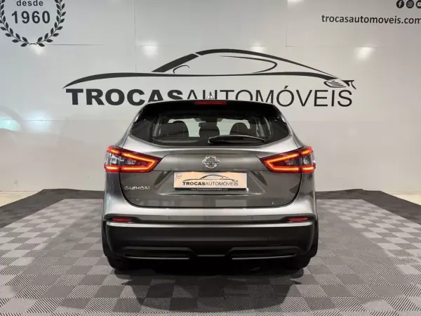 Nissan Qashqai 2019 - 18500 EUR, 131140 km - AUTO.MOTO.pt - 131140km - foto 38 de 48