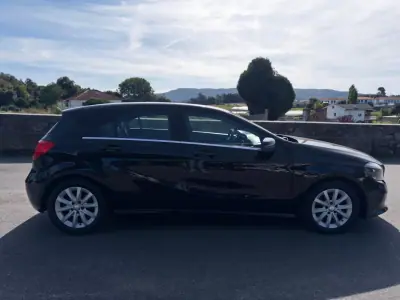 Mercedes-Benz A 180 2015 - 14990 EUR, 163000 km - 163000km - foto 8 de 37
